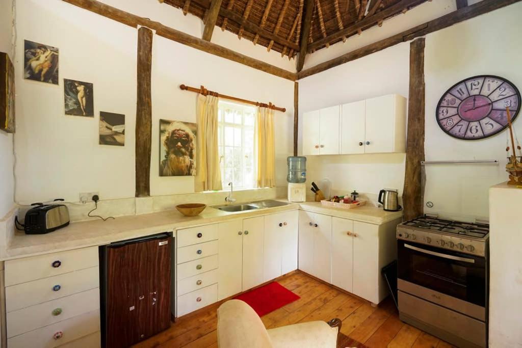 The Kenyan River Cottage ไนโรบี ภายนอก รูปภาพ