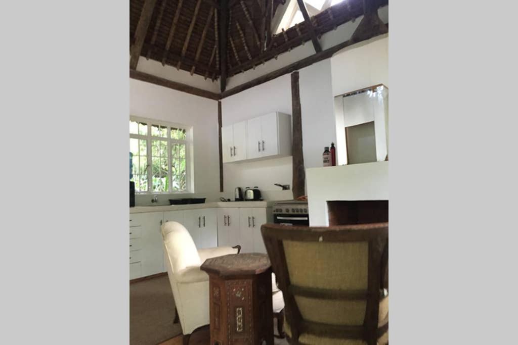 The Kenyan River Cottage ไนโรบี ภายนอก รูปภาพ